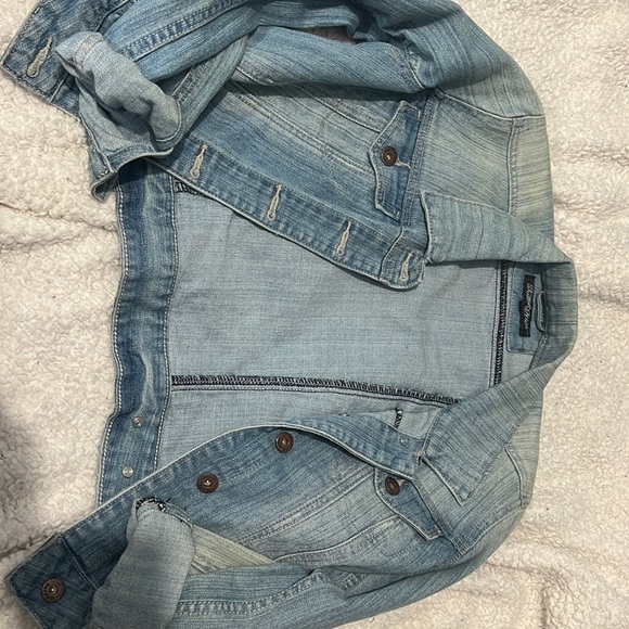 Jean jacket - Picture 1 of 1